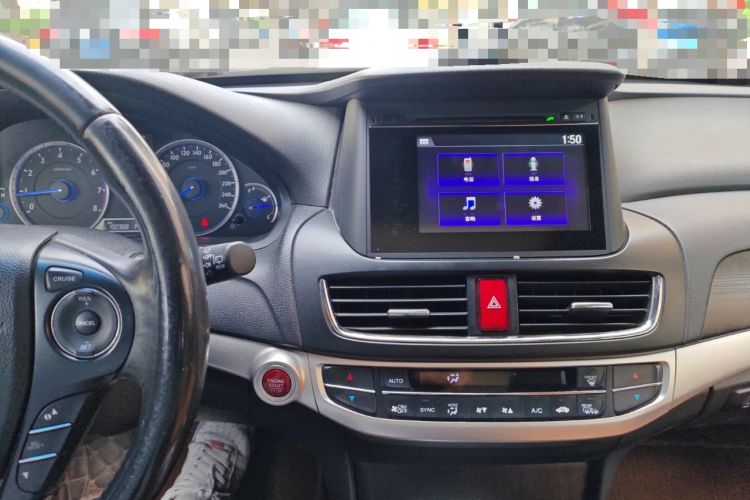 Used Honda Crosstour 2014 2.4L Luxury Edition Audio And AC Panel