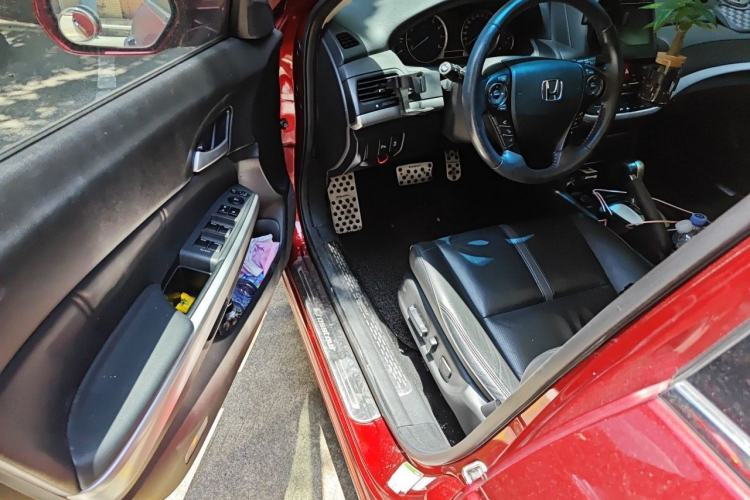 Used Honda Crosstour 2014 2.4L Luxury Edition Driver Seat
