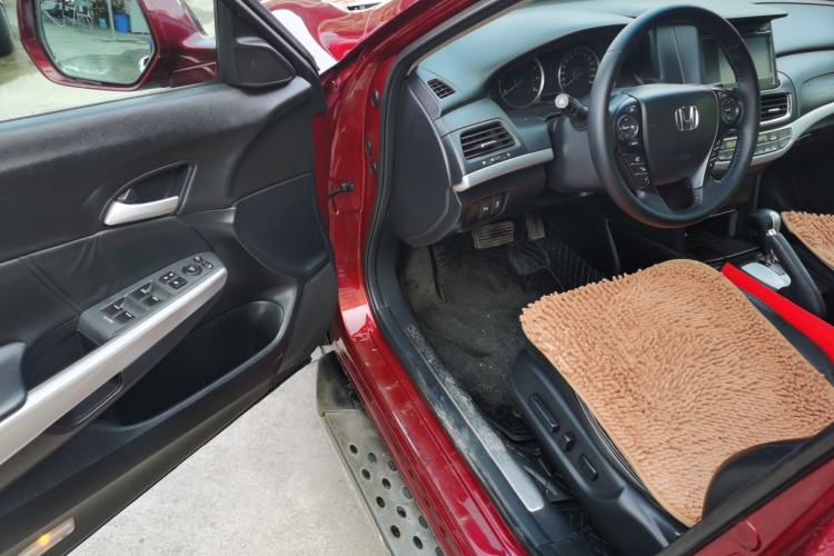 Used Honda Crosstour 2014 2.4L Luxury Edition Driver Seat