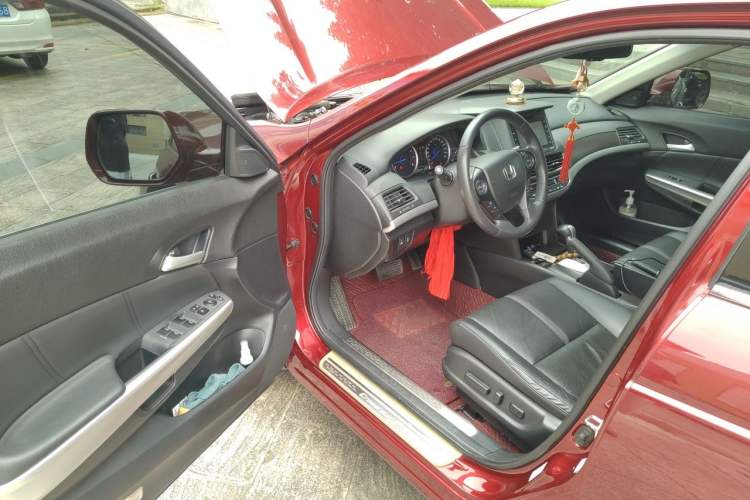 Used Honda Crosstour 2014 2.4L Luxury Edition Driver Seat