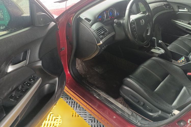 Used Honda Crosstour 2014 2.4L Luxury Edition Driver Seat