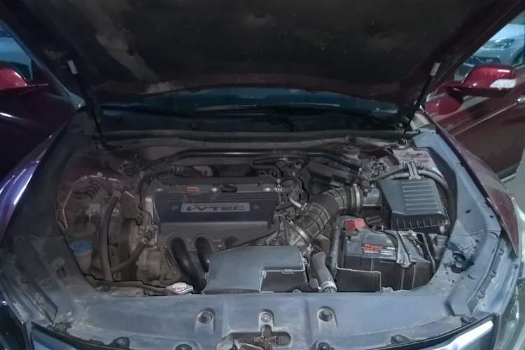 Used Honda Crosstour 2014 2.4L Luxury Edition Engine Bay