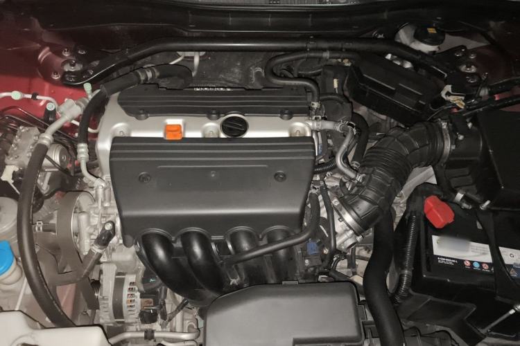 Used Honda Crosstour 2014 2.4L Luxury Edition Engine Bay