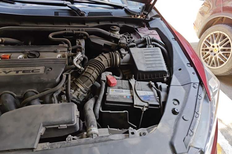 Used Honda Crosstour 2014 2.4L Luxury Edition Engine Bay Left
