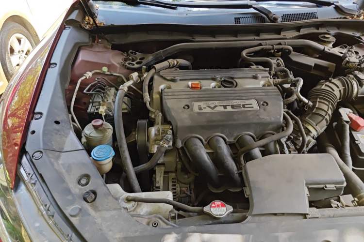 Used Honda Crosstour 2014 2.4L Luxury Edition Engine Bay Right