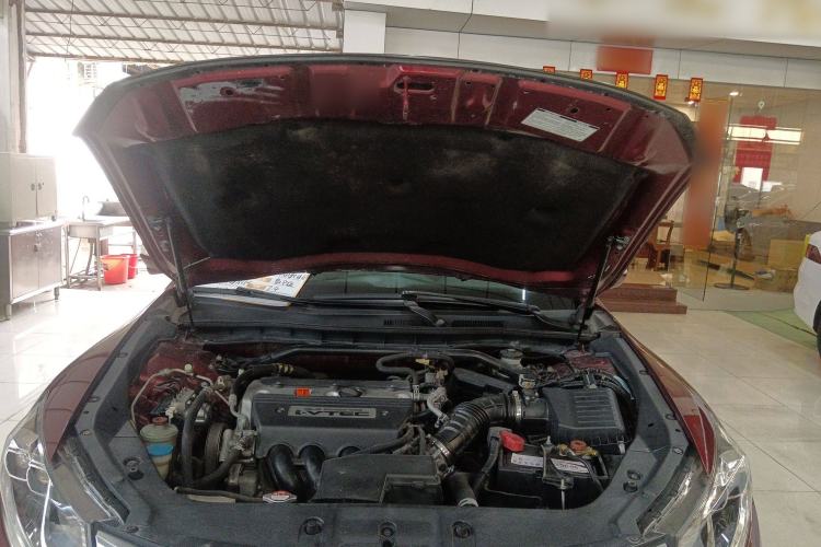 Used Honda Crosstour 2014 2.4L Luxury Edition Engine Bay