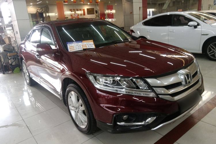Used Honda Crosstour 2014 2.4L Luxury Edition Exterior 2