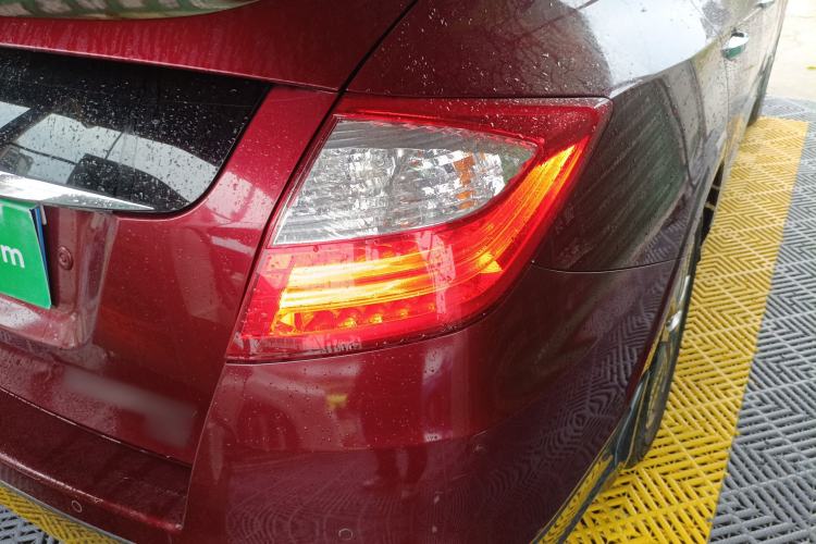 Used Honda Crosstour 2014 2.4L Luxury Edition Exterior 3