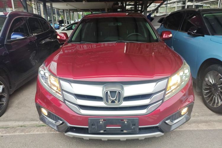 Used Honda Crosstour 2014 2.4L Luxury Edition Front