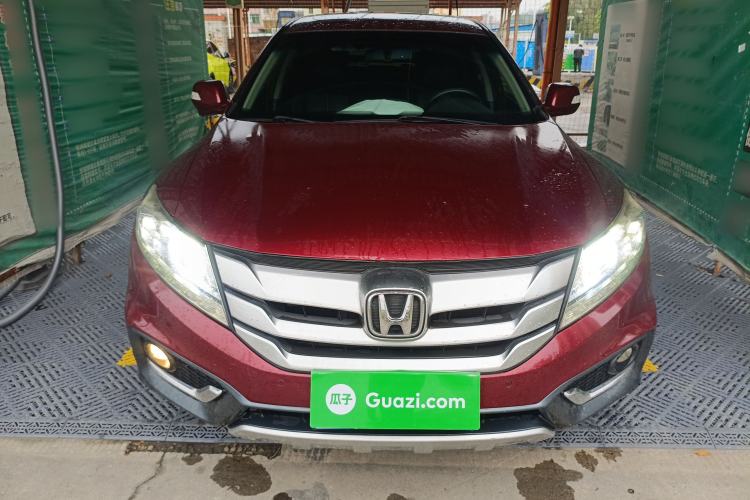 Used Honda Crosstour 2014 2.4L Luxury Edition Front