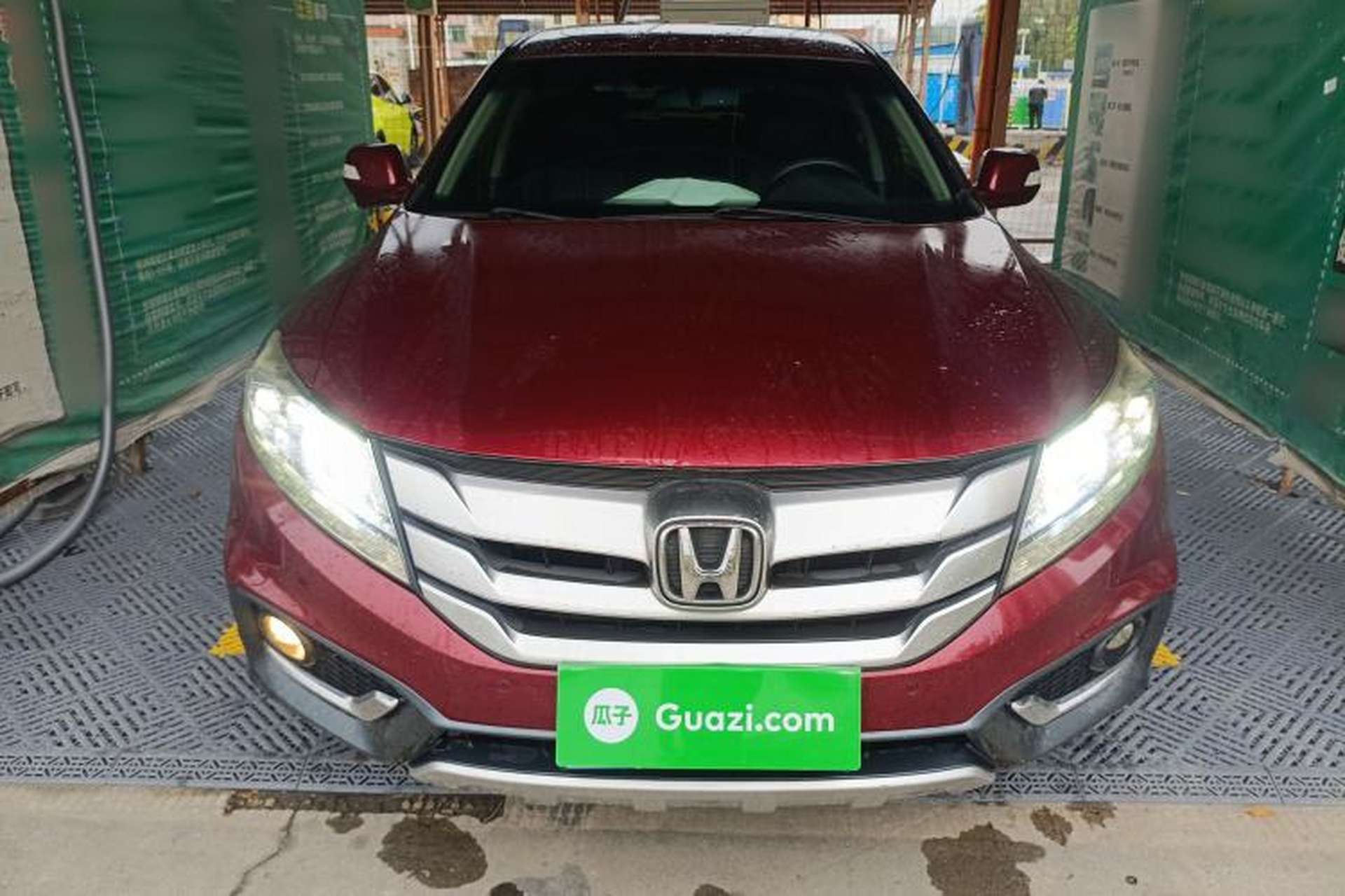 Used Honda Crosstour 2014 2.4L Luxury Edition Front