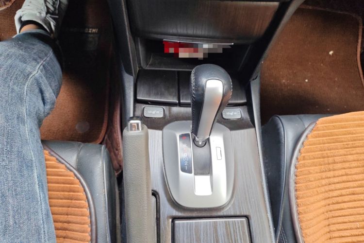 Used Honda Crosstour 2014 2.4L Luxury Edition Gear Lever