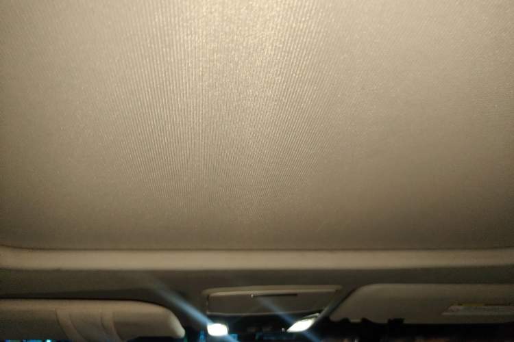 Used Honda Crosstour 2014 2.4L Luxury Edition Headliner