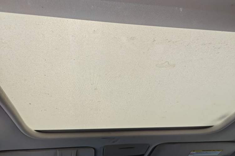 Used Honda Crosstour 2014 2.4L Luxury Edition Headliner