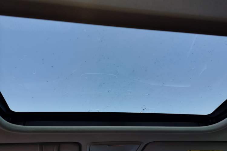 Used Honda Crosstour 2014 2.4L Luxury Edition Headliner