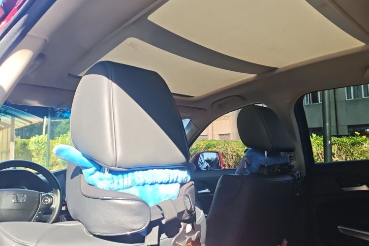 Used Honda Crosstour 2014 2.4L Luxury Edition Headliner