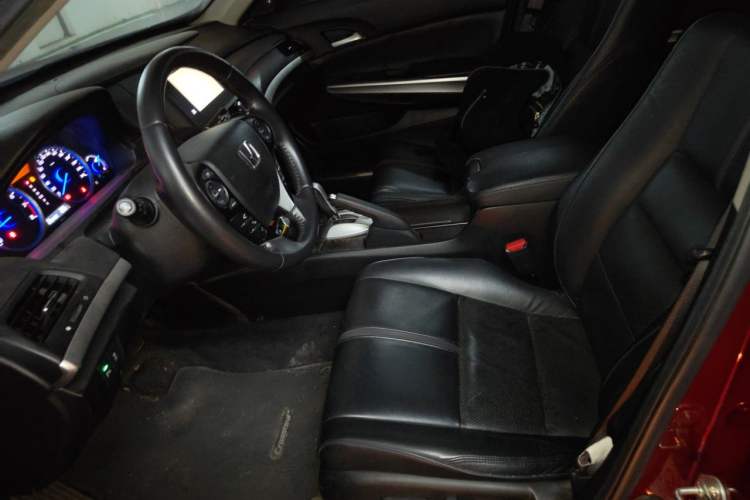 Used Honda Crosstour 2014 2.4L Luxury Edition Left Front Seat