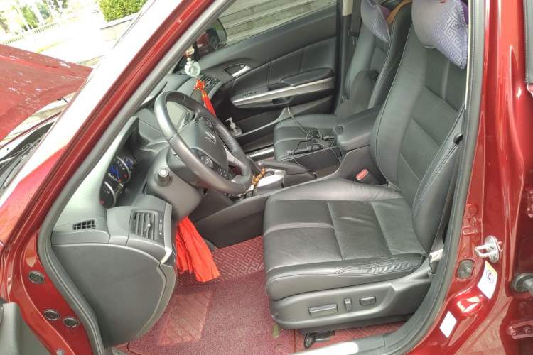 Used Honda Crosstour 2014 2.4L Luxury Edition Left Front Seat