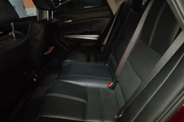 Used Honda Crosstour 2014 2.4L Luxury Edition Left Rear Seat