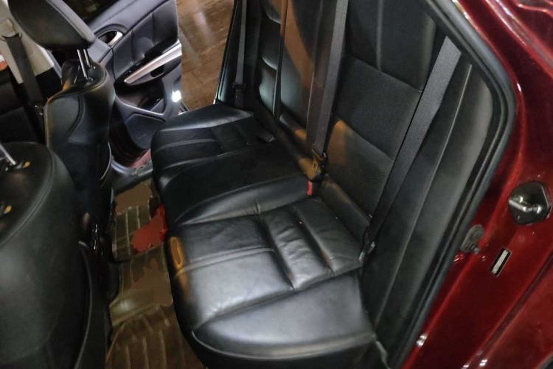 Used Honda Crosstour 2014 2.4L Luxury Edition Left Rear Seat