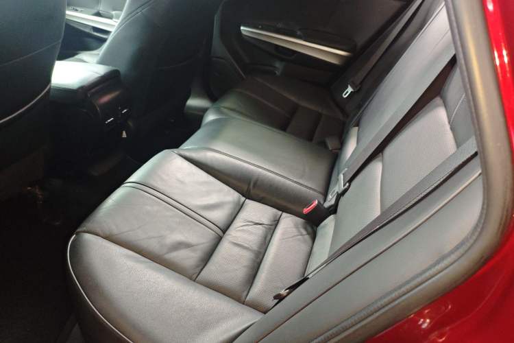 Used Honda Crosstour 2014 2.4L Luxury Edition Left Rear Seat
