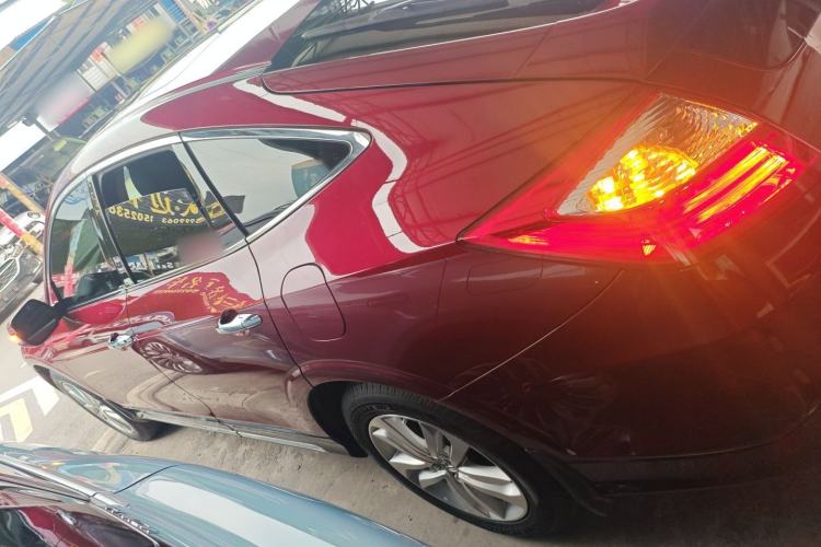Used Honda Crosstour 2014 2.4L Luxury Edition Left Side