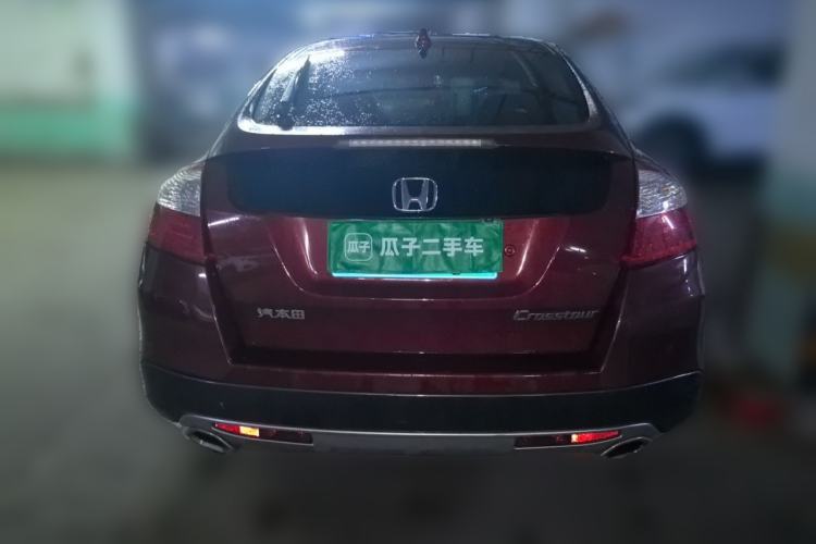 Used Honda Crosstour 2014 2.4L Luxury Edition Rear