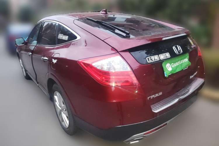Used Honda Crosstour 2014 2.4L Luxury Edition Rear Left 45 Deg