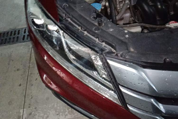 Used Honda Crosstour 2014 2.4L Luxury Edition Right Front Headlight