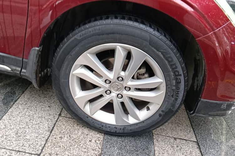 Used Honda Crosstour 2014 2.4L Luxury Edition Right Front Wheel Hub