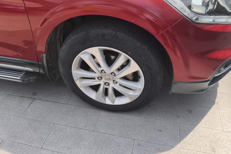 Used Honda Crosstour 2014 2.4L Luxury Edition Right Front Wheel Hub