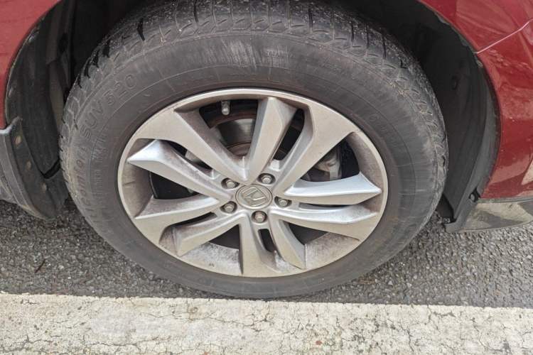 Used Honda Crosstour 2014 2.4L Luxury Edition Right Front Wheel Hub