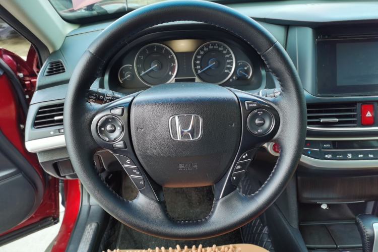 Used Honda Crosstour 2014 2.4L Luxury Edition Steering Wheel