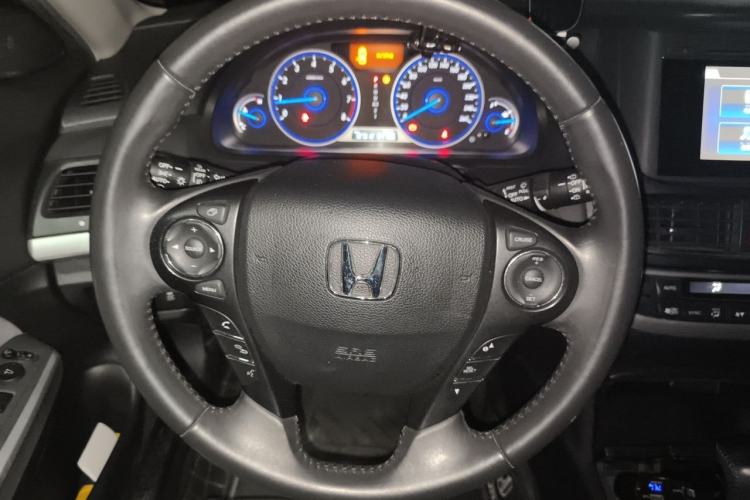 Used Honda Crosstour 2014 2.4L Luxury Edition Steering Wheel