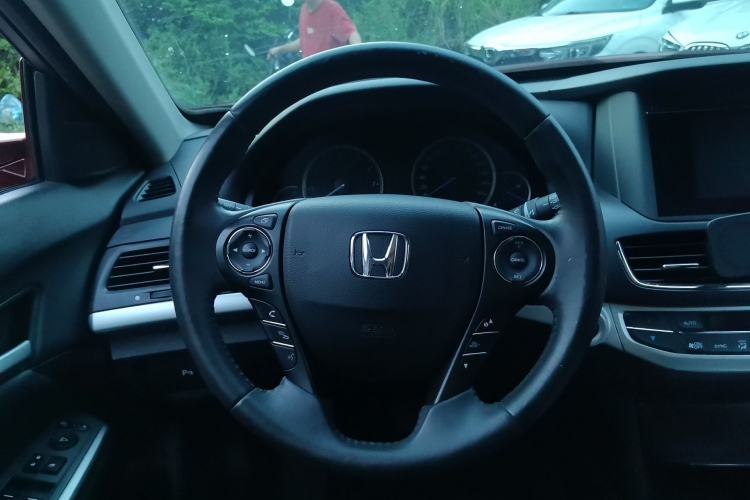 Used Honda Crosstour 2014 2.4L Luxury Edition Steering Wheel