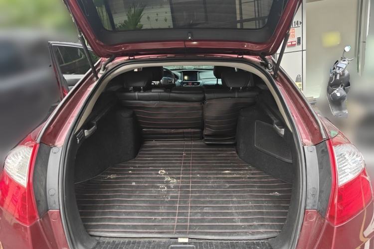Used Honda Crosstour 2014 2.4L Luxury Edition Trunk