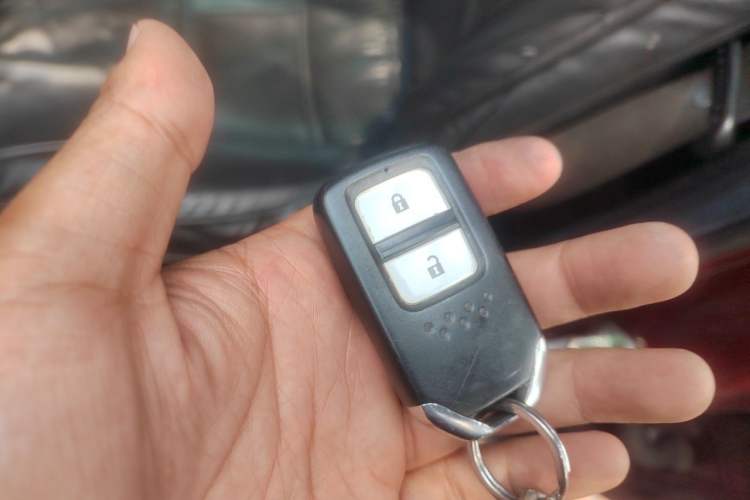 Used Honda Crosstour 2014 2.4L Luxury Navigation Edition Vehicle Key