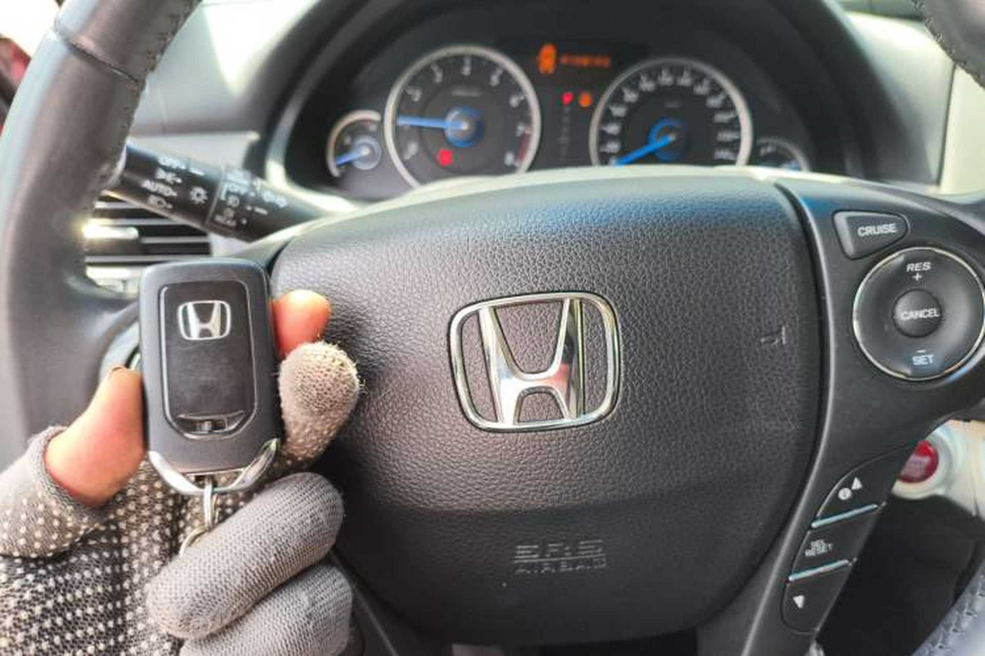 Used Honda Crosstour 2014 2.4L Luxury Edition Vehicle Key