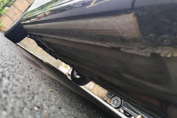 Used Honda Crosstour 2014 2.4L Luxury Edition Chassis Front Right
