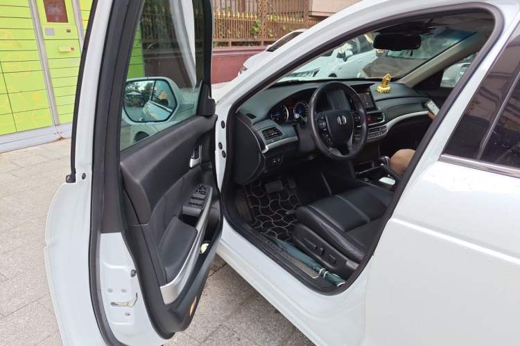 Used Honda Crosstour 2014 2.4L Luxury Edition Driver Seat