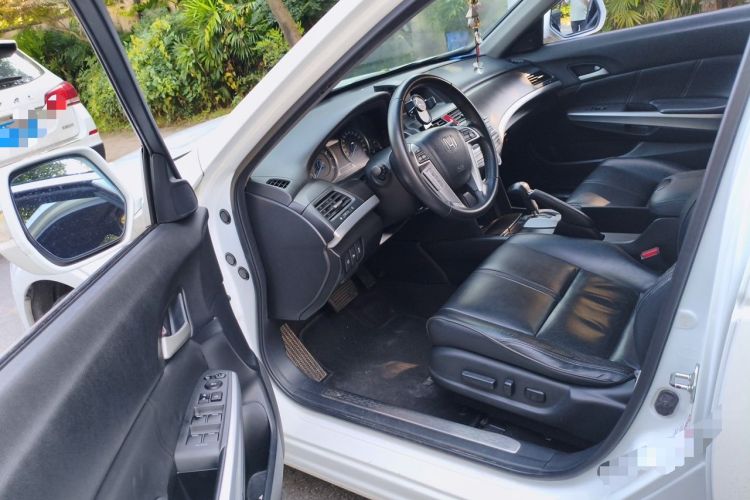 Used Honda Crosstour 2014 2.4L Luxury Edition Driver Seat