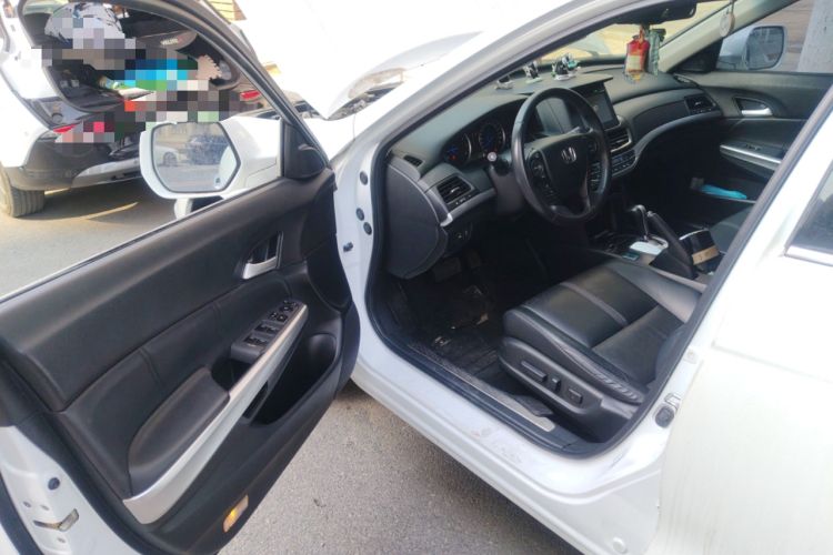 Used Honda Crosstour 2014 2.4L Luxury Edition Driver Seat