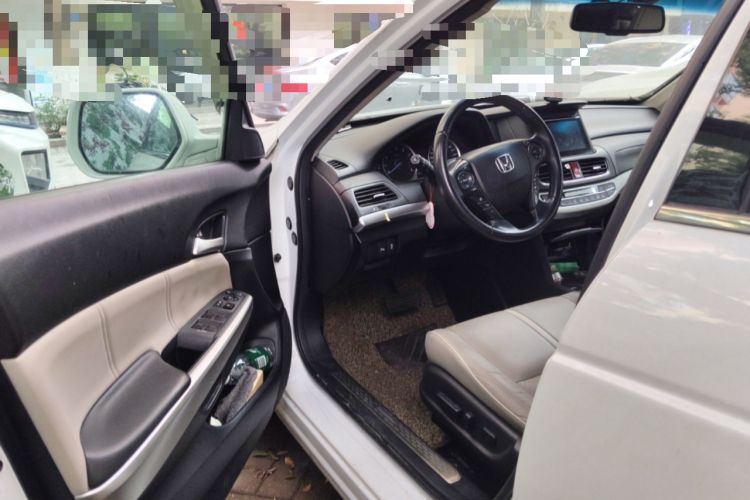 Used Honda Crosstour 2014 2.4L Luxury Edition Driver Seat