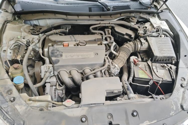 Used Honda Crosstour 2014 2.4L Luxury Edition Engine Bay