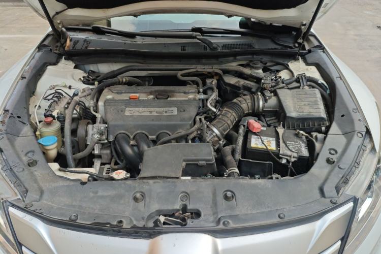 Used Honda Crosstour 2014 2.4L Luxury Edition Engine Bay