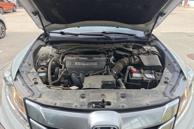 Used Honda Crosstour 2014 2.4L Luxury Edition Engine Bay