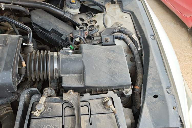 Used Honda Crosstour 2014 3.0L AWD Prestige Edition Engine Bay Left
