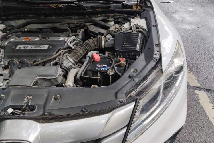 Used Honda Crosstour 2014 2.4L Luxury Edition Engine Bay Left