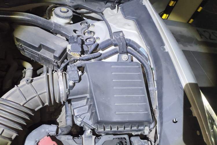Used Honda Crosstour 2014 2.4L Luxury Edition Engine Bay Left
