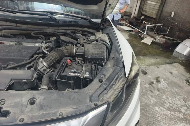 Used Honda Crosstour 2014 2.4L Luxury Edition Engine Bay Left